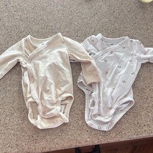 H&M Neutral Wrap-Front Baby Bodysuit Set — Cream & Light Gray Floral